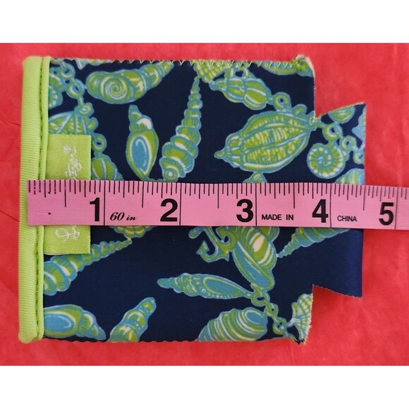 Lilly Pulitzer Can Koozies Set of 4 Insulated Drink Holder Blue Green Seashells - Picture 5 of 6